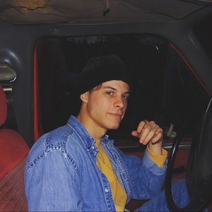 Meet your Posher, Nicholas